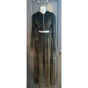 SHEIN Dark Green Velour Set